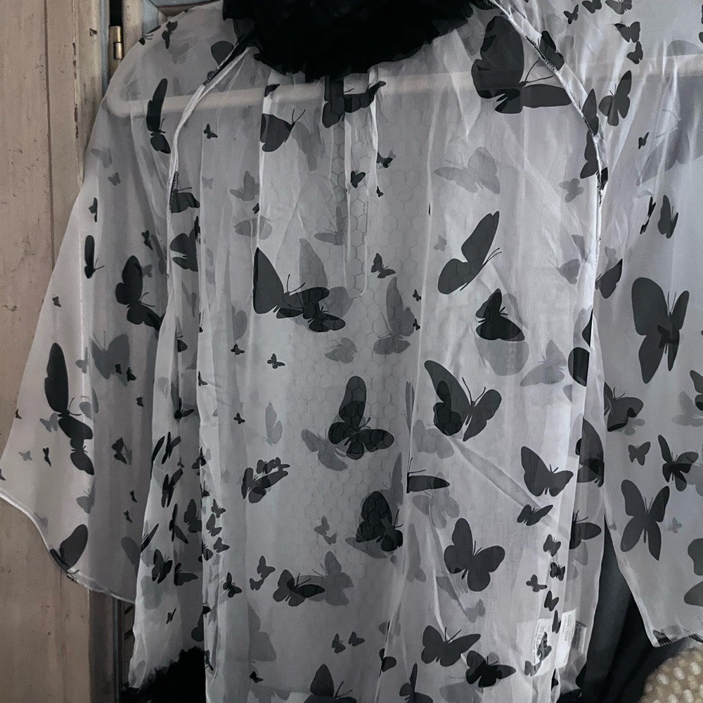 D&G Butterfly print blouse Boutique piece.
